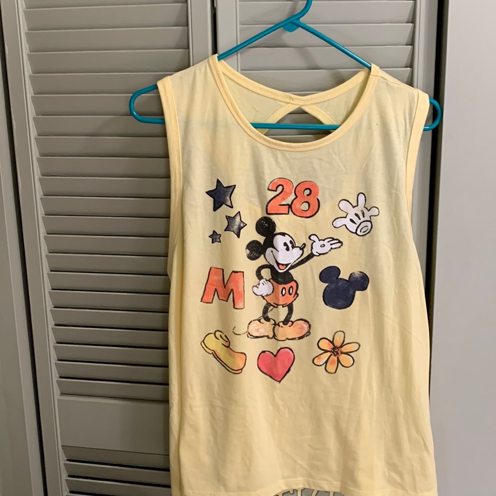Disney Tank NWOT